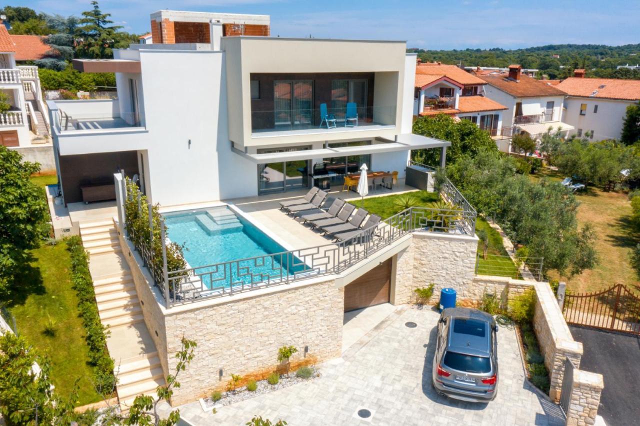 Villa Suenos - New & Modern - 2023 Медулин Экстерьер фото